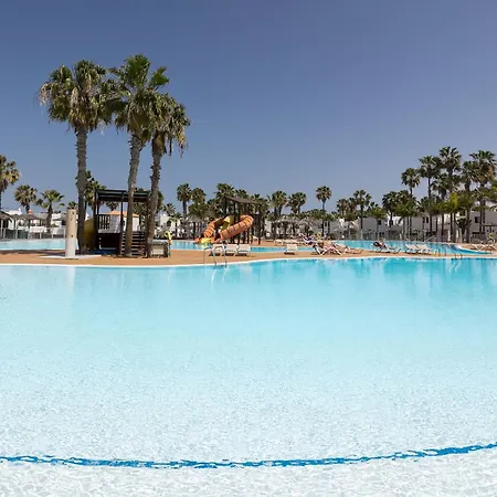 Home2book With Pool Near Beaches In Appartamento